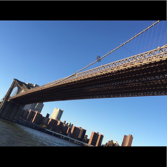 Profile Picture of Hamna Hamna (@chauhn) on Poshmark