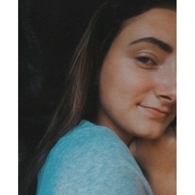 Profile Picture of Chaney Den Held Le Roy (@DenChaney) on Twitter