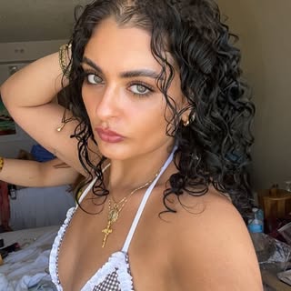 jena (jee-nuh) - Instagram Profile Picture of jena (jee-nuh) (@jenaiskander) on Instagram