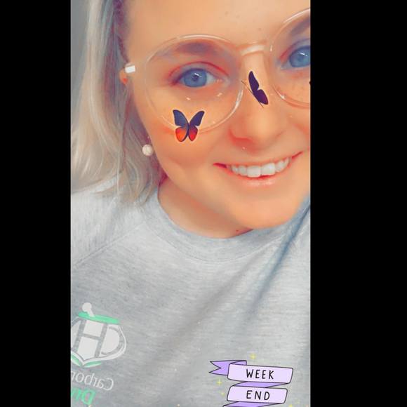 Profile Picture of Audrey Bray (@braymama16) on Poshmark