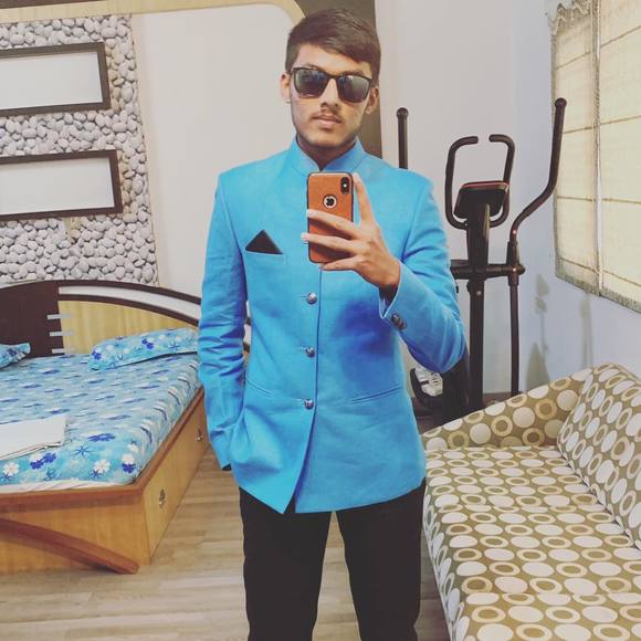 Profile Picture of Viraj Patel (@virajpatel40) on Poshmark