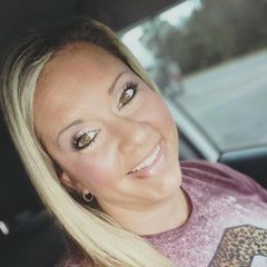 Profile Picture of Amanda Vester (@amandaevans0404) on Tiktok