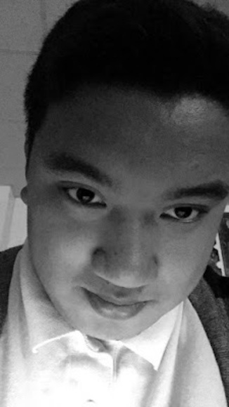 Profile Picture of Carlo Ramos (@projectc96) on Poshmark