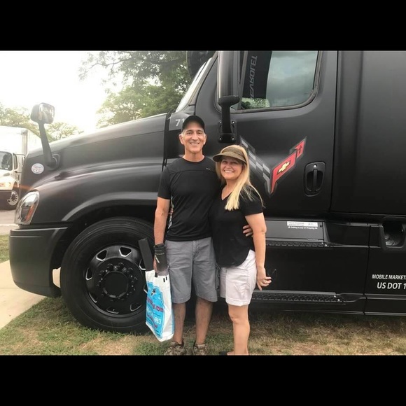 Gitta Sapiano - Poshmark Profile Picture of Gitta Sapiano (@gittasapian0) on Poshmark