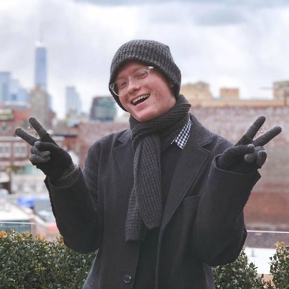 Andrew Loufman - Poshmark Profile Picture of Andrew Loufman (@loufmana) on Poshmark