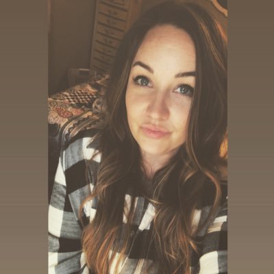 Profile Picture of Kayla🌿 (@kaylakane22) on Twitter