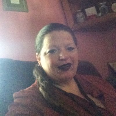 Profile Picture of Bobbie Hauser Carter (@BobbieJean1973) on Twitter
