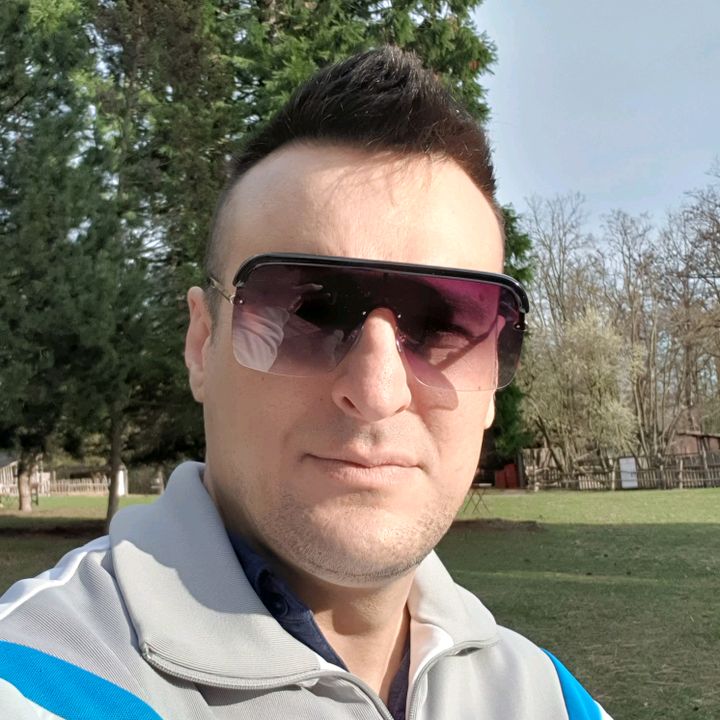 Profile Picture of Robert Kozlok (@777roberts777) on Tiktok