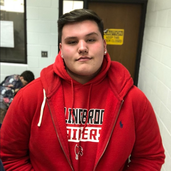 Profile Picture of William Fields (@wfields11) on Poshmark