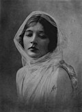 Profile Picture of Mae Murrayon Wikipedia