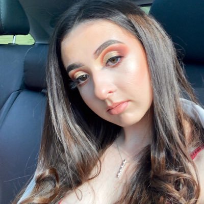 Profile Picture of PICK ME PLEASE (@rubymirza9) on Twitter