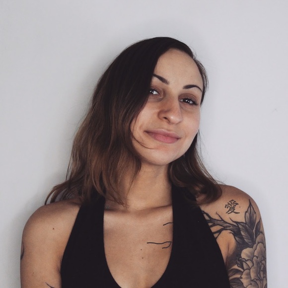 Profile Picture of Carla Dilauro (@cadiy6) on Poshmark