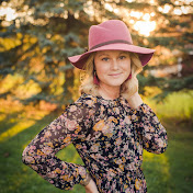 Profile Picture of April Hoff (@aprilhoff2289) on Youtube