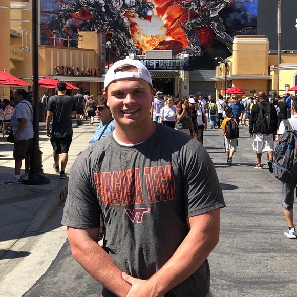 Profile Picture of Jacob Hutchinson (@jhutch44) on Poshmark