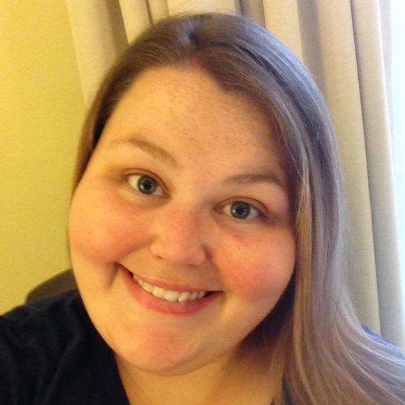 Profile Picture of Kayce Kayce (@kmshehan) on Poshmark