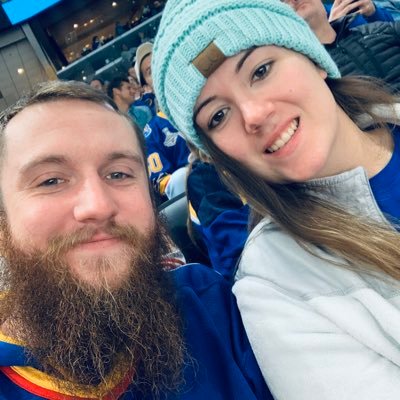 Profile Picture of Devin Ell (@beardpleasure) on Twitter