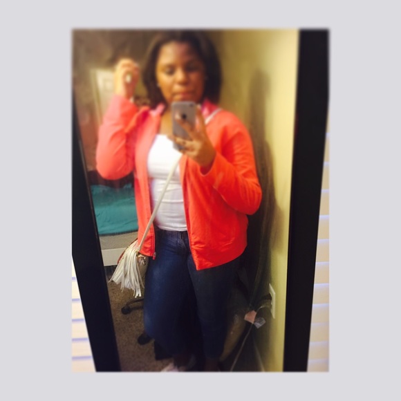 Profile Picture of Ashley Eggerson (@xxbeautydollxo) on Poshmark