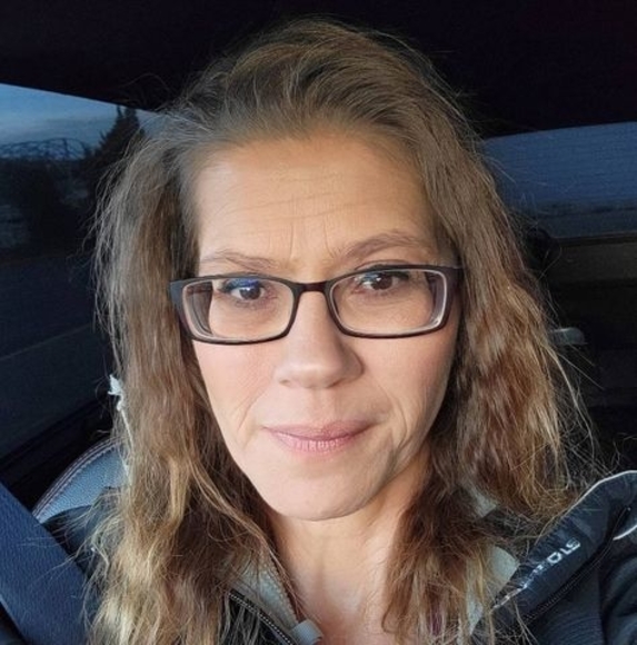 Profile Picture of Michelle Nylander (@michellenylande) on Poshmark