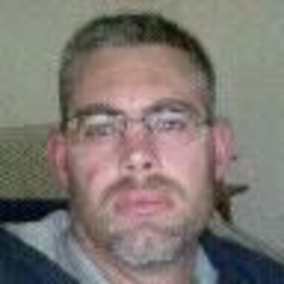 Profile Picture of Robert Case (@hrcase1001) on Poshmark