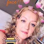 Profile Picture of Roxanne Wolfram James (@roxanne.w.james) on Instagram