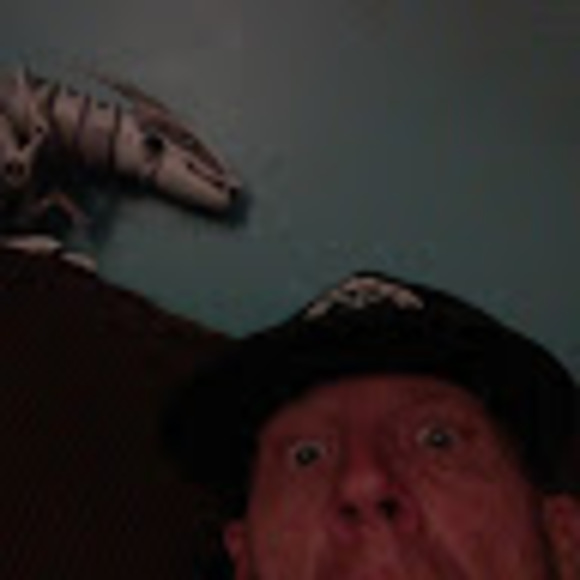 Profile Picture of Jason Muncher (@jasonmuncher) on Poshmark