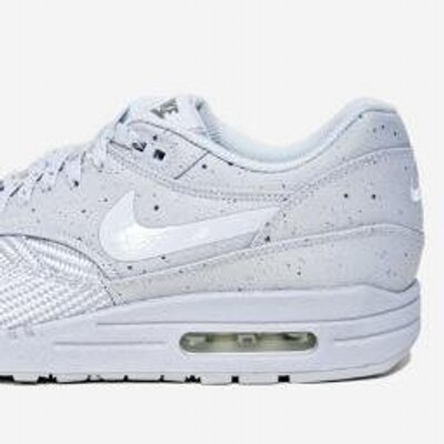 Profile Picture of Emmanuelle Chatre (@manunuuu) on Twitter