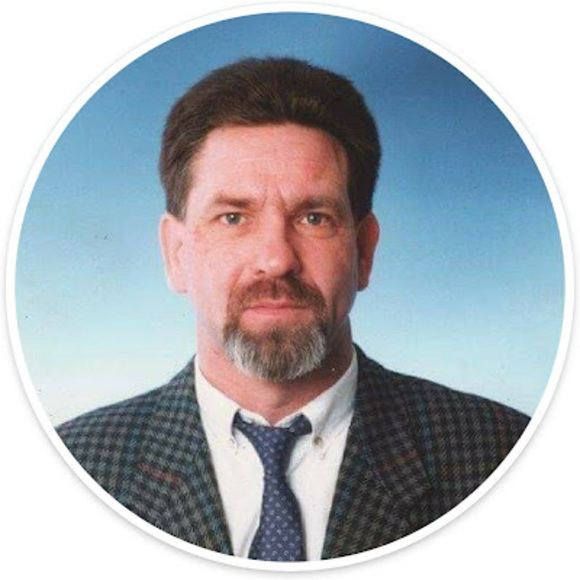 Profile Picture of Refik Coralic (@rcoralic) on Poshmark