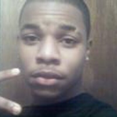 Profile Picture of Jeffrey Jr (@J3FF_FRIZZLE) on Twitter