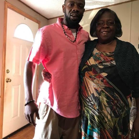 Profile Picture of Jason Smith (@jasonsmith194) on Poshmark