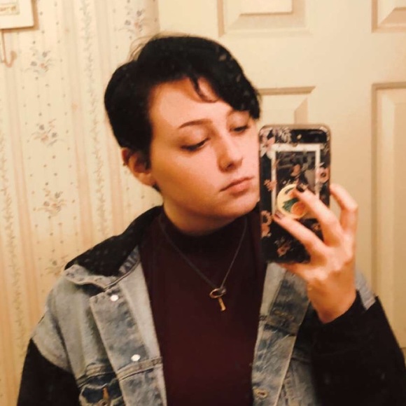 Profile Picture of Harley Prucha (@harleyprucha) on Poshmark