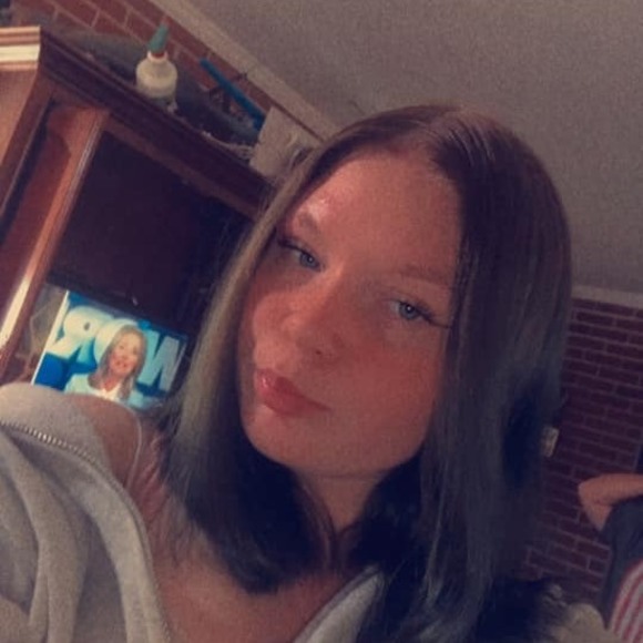 Profile Picture of Abby Patrick (@abbypatrick14) on Poshmark