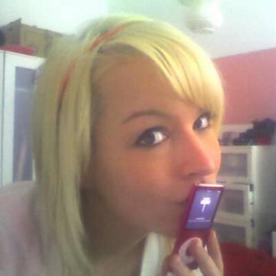 Stefanie Hofmann - Twitter Profile Picture of Stefanie Hofmann (@mira126) on Twitter