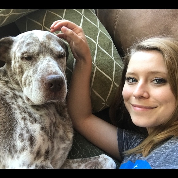 Profile Picture of Haley Barger (@misshbarger) on Poshmark