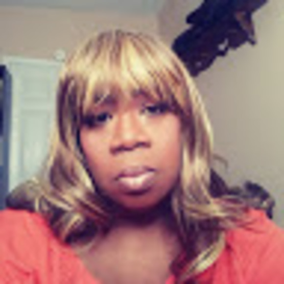 Profile Picture of Faye Blatcher (@ladyfaye1303) on Poshmark