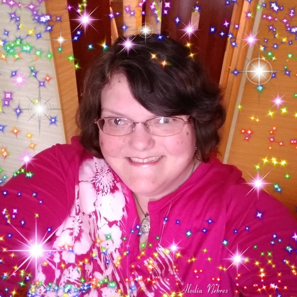 Julie Winterhalter - Poshmark Profile Picture of Julie Winterhalter (@juliewinterh194) on Poshmark