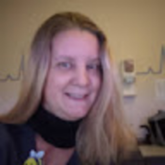 Profile Picture of Jessica Hormell (@jessicahormell) on Poshmark