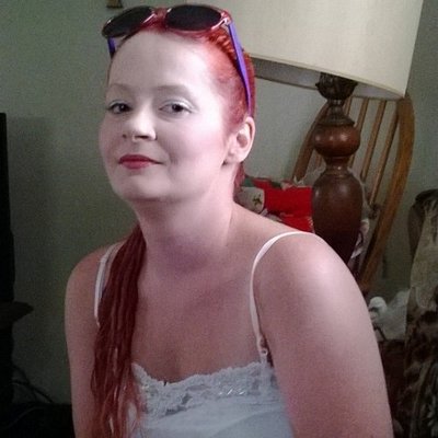 Profile Picture of Summer Jean Riddle (@Moome31) on Twitter