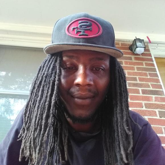 Profile Picture of Danny Belcher (@blackhawl2386) on Poshmark