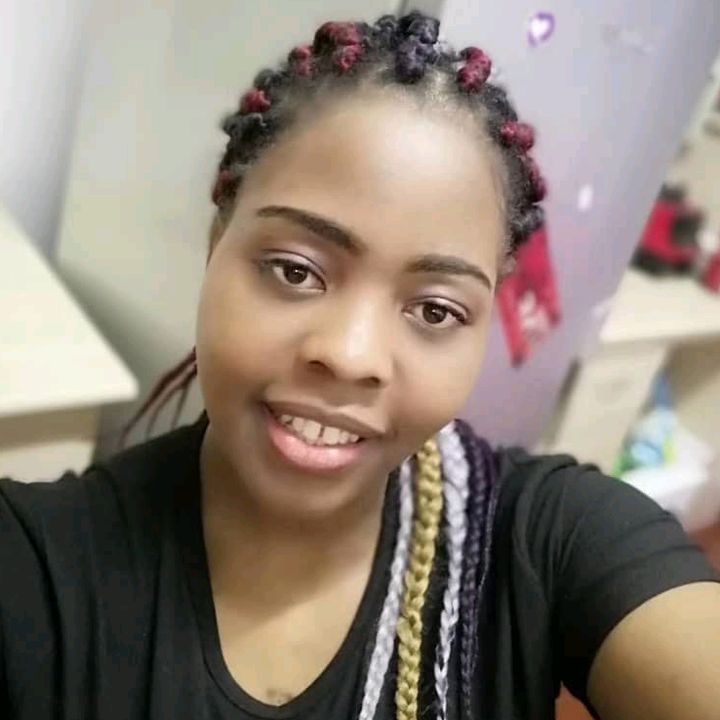 Profile Picture of Laurie (@laurie_shoppy) on Tiktok