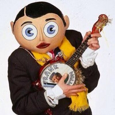 Profile Picture of Dean (@dinowalker7) on Twitter