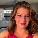 Danielle Larson - Instagram Profile Picture of Danielle Larson (@itsdaniellelarson) on Instagram