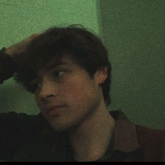 Profile Picture of james_press (@james_press0) on Tiktok