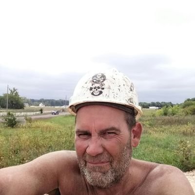 Profile Picture of Brian E Yarbrough (@BrianEYarbroug1) on Twitter