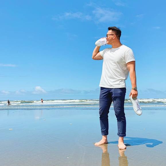 Profile Picture of Chris Yin (@chris_yin) on Poshmark