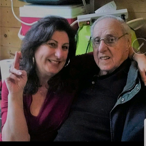 Profile Picture of Dori Harasek (@noelly101) on Poshmark