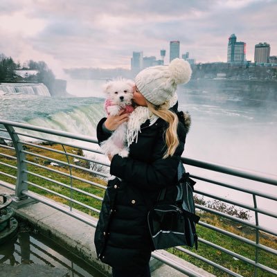 Profile Picture of Lexi ♡ (@NagurneyAlexis) on Twitter