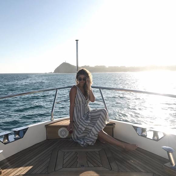 Devyn Grenner - Poshmark Profile Picture of Devyn Grenner (@devyngrenner) on Poshmark