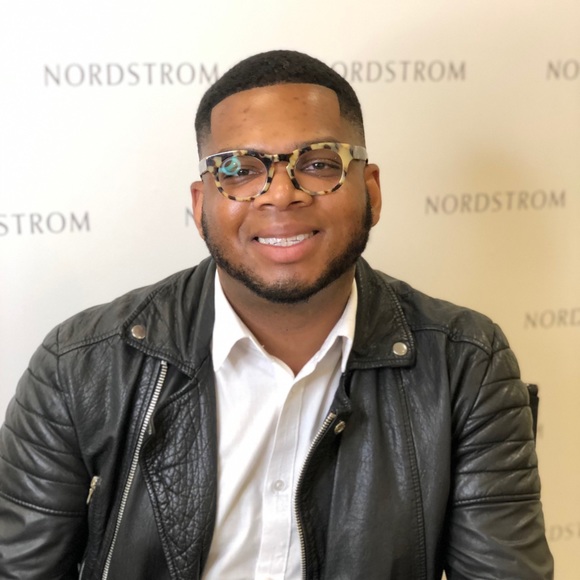 Profile Picture of Brian Daves (@mrbrianlamont) on Poshmark