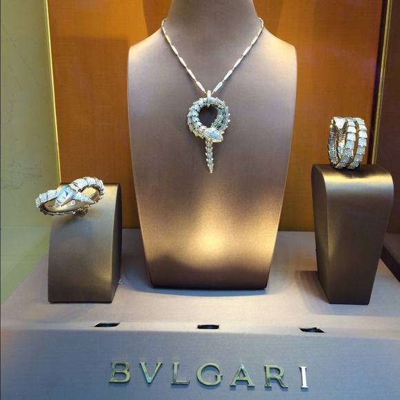 Profile Picture of Cathy Bamrick (@cbam) on Poshmark