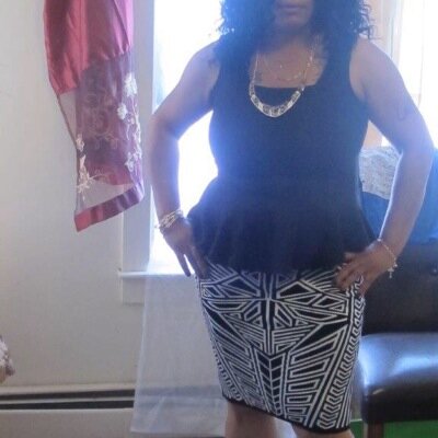 Profile Picture of Pamela Guinn (@ladiibug65) on Twitter